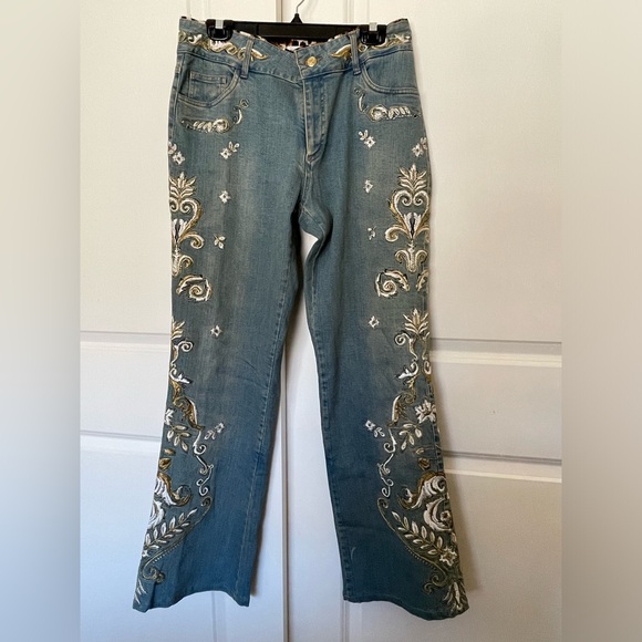 Cache Embroidered Jeans - Picture 1 of 6